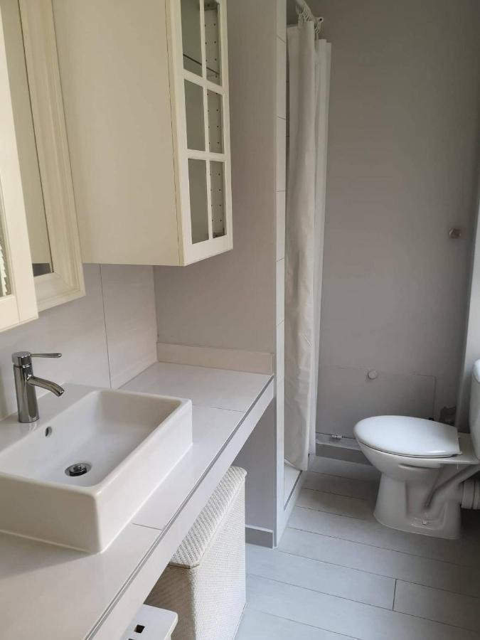 Lavender J.M. Apartment Pula Bagian luar foto